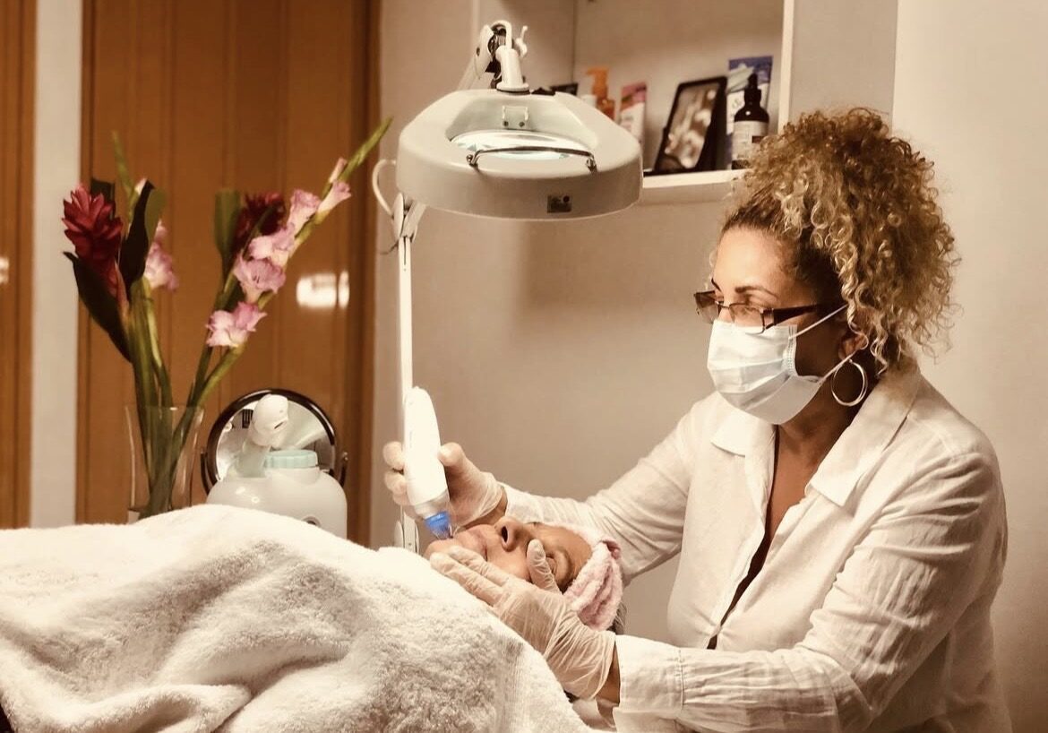 Limpieza facial profunda en SPAmy
